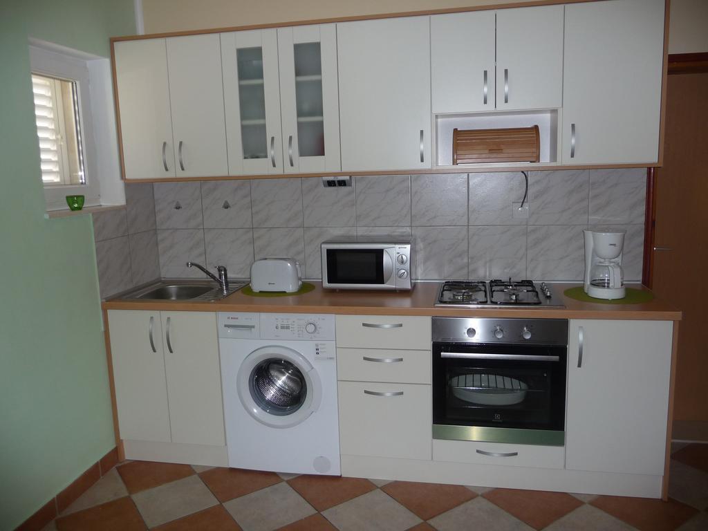 Apartments Bugenvila ツァヴタット 部屋 写真