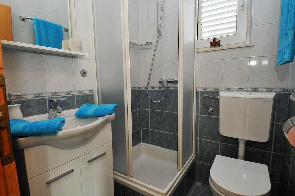 Apartments Bugenvila ツァヴタット 部屋 写真