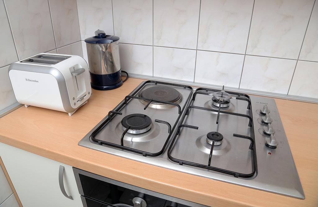 Apartments Bugenvila ツァヴタット エクステリア 写真