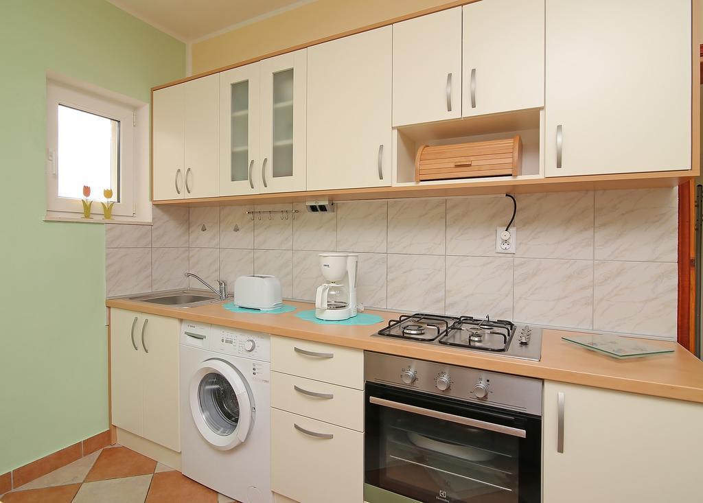 Apartments Bugenvila ツァヴタット エクステリア 写真